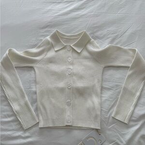 Chic White Ribbed Cardigan